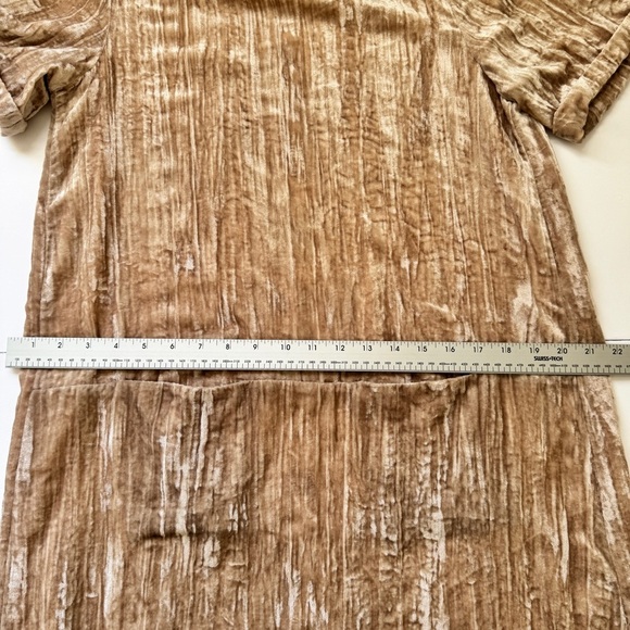 Anthropologie Floreat Crinkled Velvet Tunic Shift Dress Tan Neutral Sheen Sz S - Picture 11 of 16